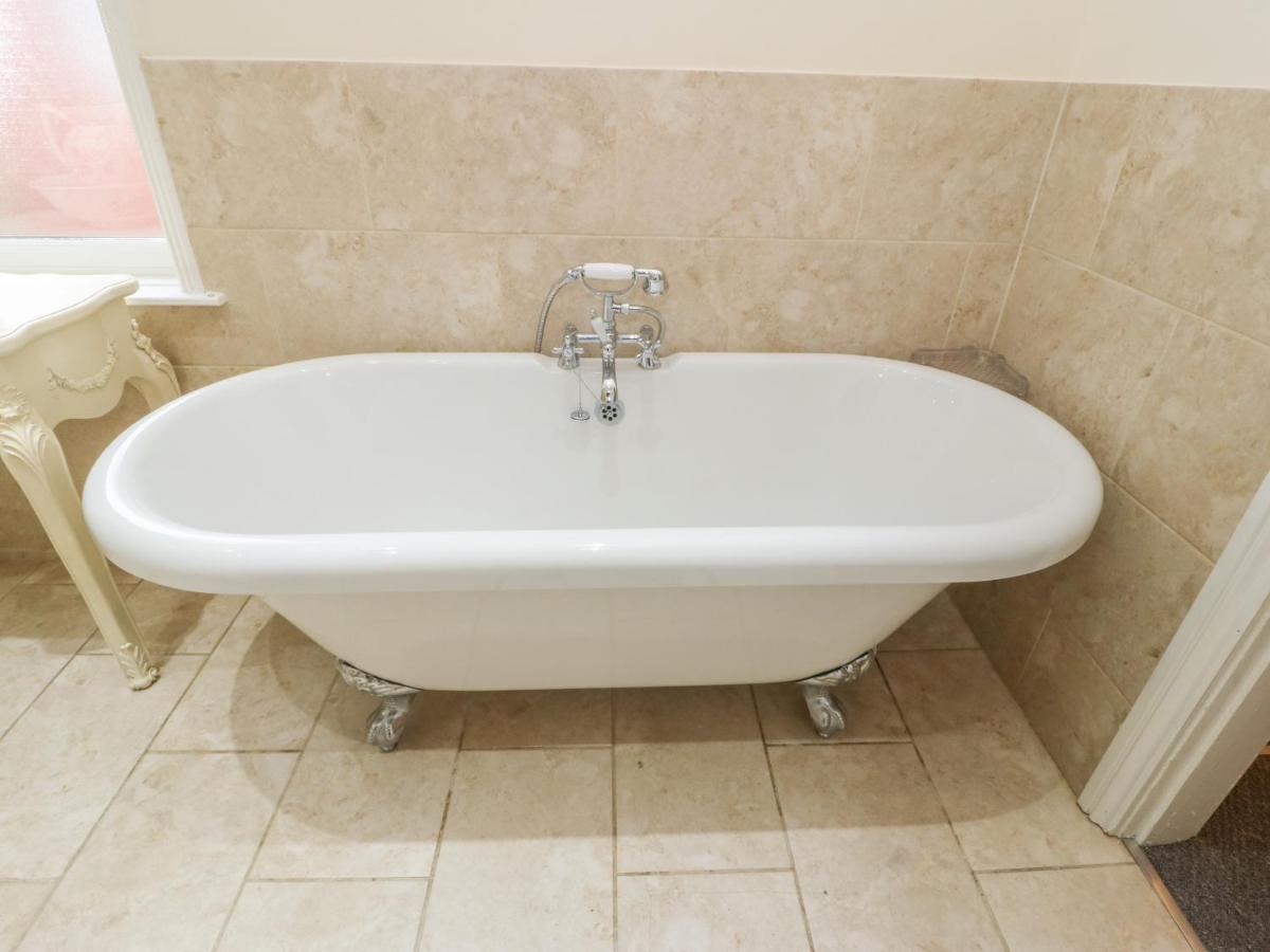Hazelmere Cottage Вёксоп Экстерьер фото